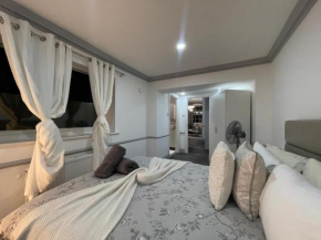Modern & Central 1 bedroom for 4 guests in Brighton